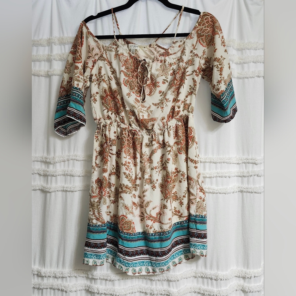 Bohemian Floral Mini Dress with Turquoise Accents.  Size Small